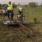 Meble to ich specjalność. Zrobią gotowe lub pomogą naprawić. Mają duży wybór akcesoriów