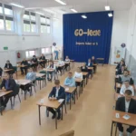 Dziewięć osób poszkodowanych w wypadku na ul. Broniewskiego, w tym pasażerowie MPK (akt.)