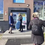 Gmina Kobylanka wprowadza „Kartę Mieszkańca 70+”. Seniorzy pojadą za darmo także do Szczecina