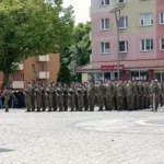 Uciekał przed policją po …. dachu