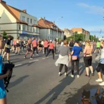 Na Brzozowej nie ma jak przejść. Chodnik nowy, problem stary